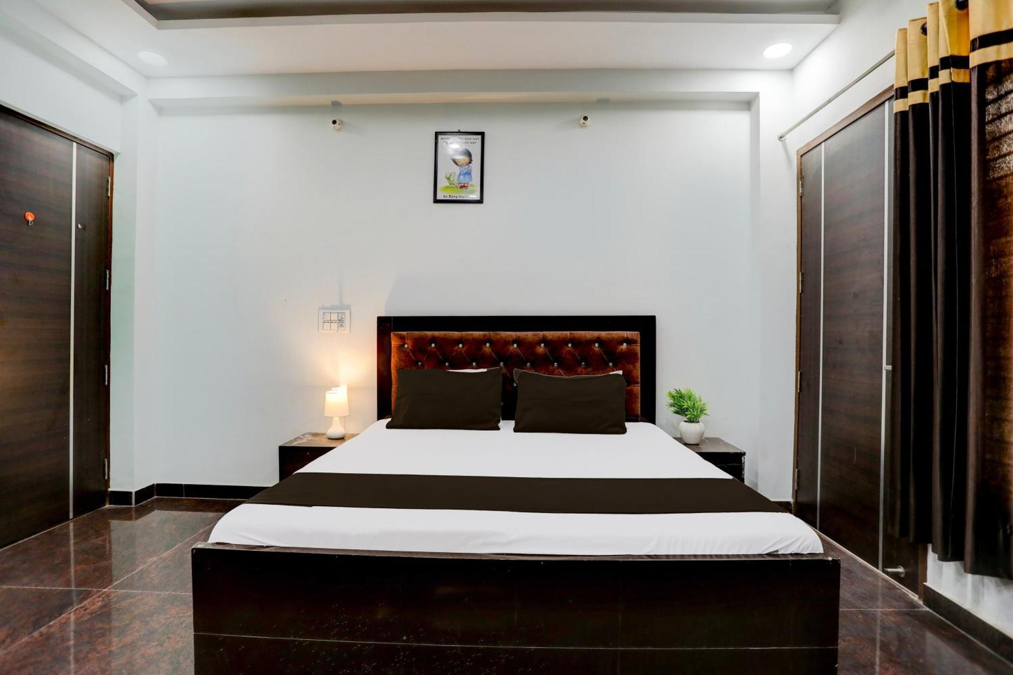 נוידה Hotel O Grand Epic Inn מראה חיצוני תמונה