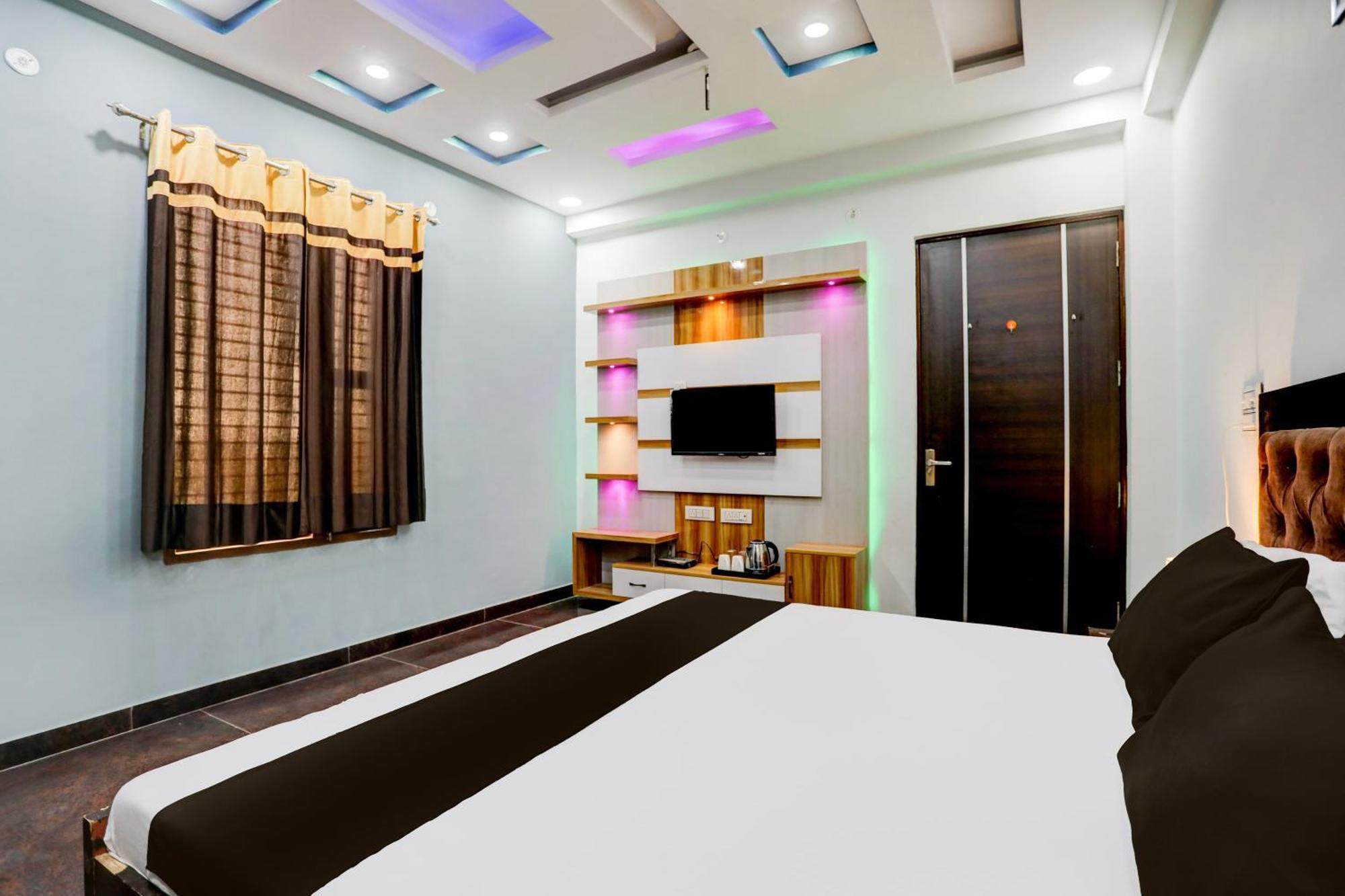 נוידה Hotel O Grand Epic Inn מראה חיצוני תמונה