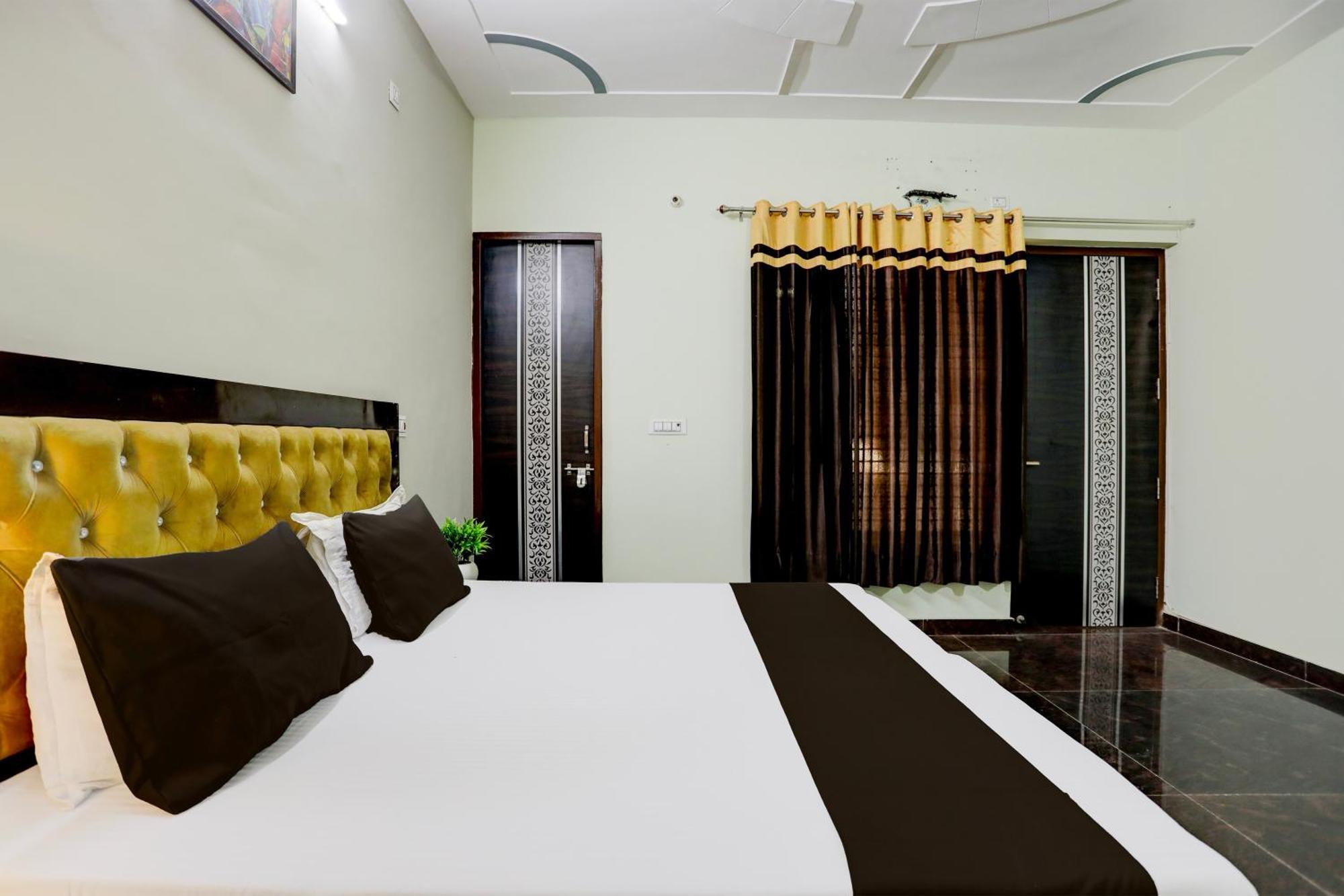 נוידה Hotel O Grand Epic Inn מראה חיצוני תמונה