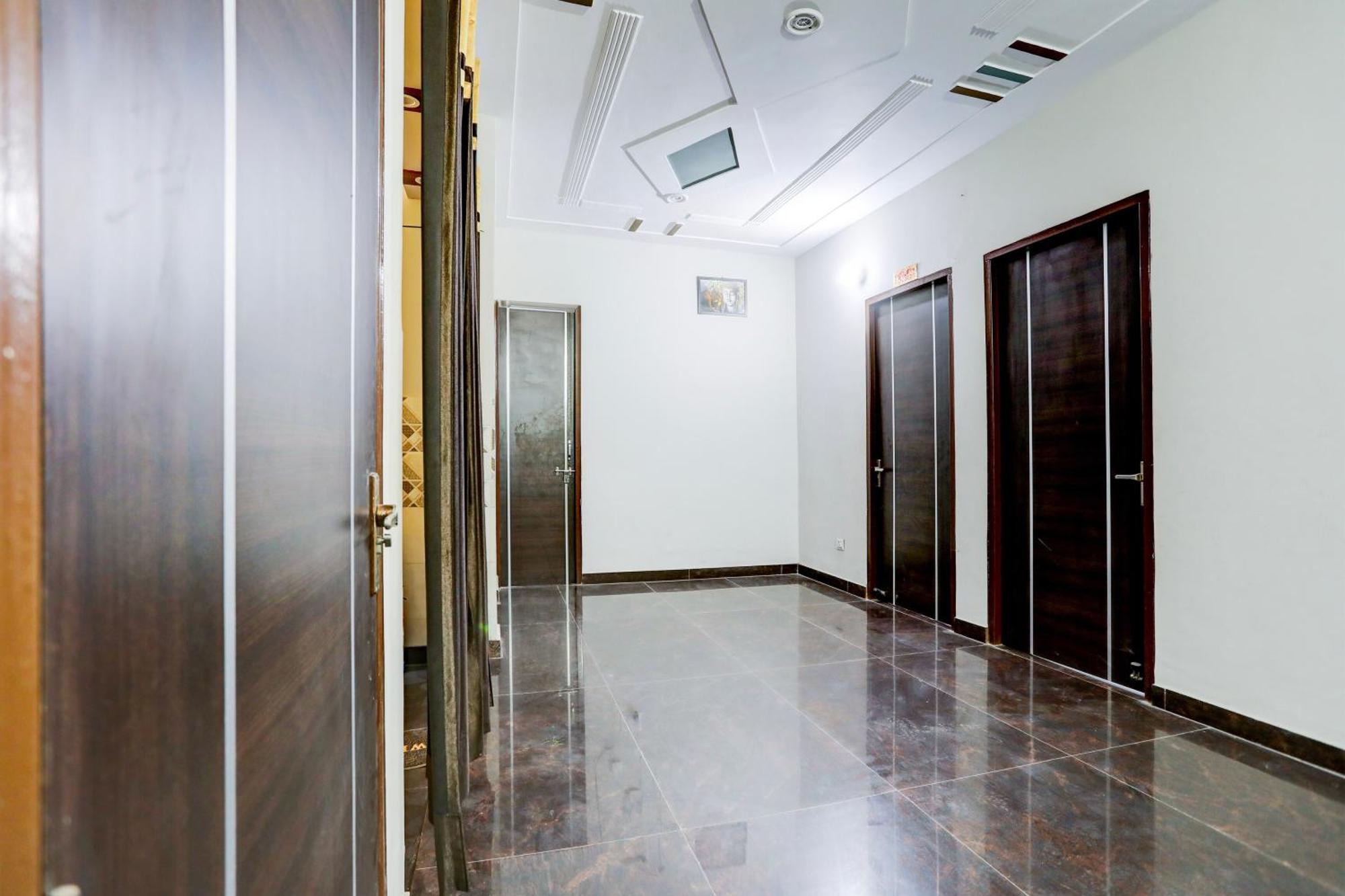 נוידה Hotel O Grand Epic Inn מראה חיצוני תמונה